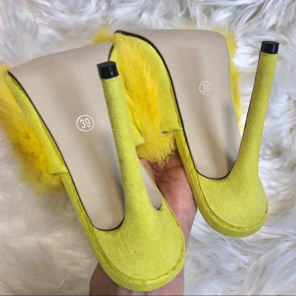 NWT yellow angora fur slide sandal chartreuse pin heel slip on mules brand new - Picture 5 of 11